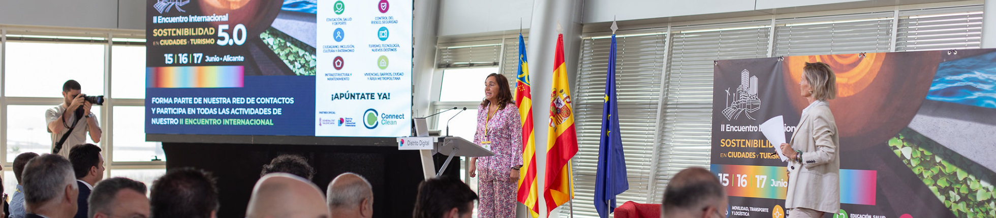 Asistencia al evento Sostenibilidad en ciudades y turismo 5.0.